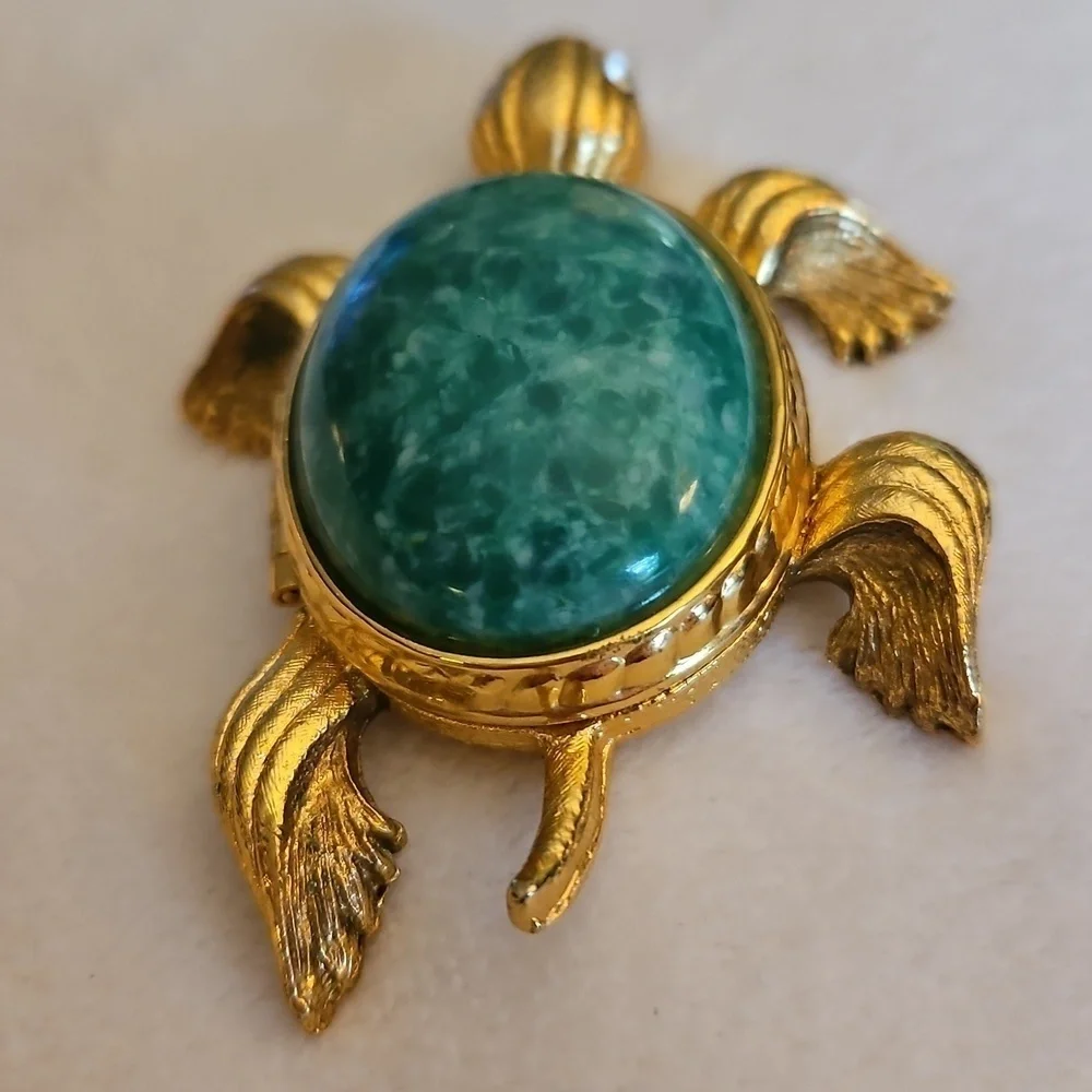 Vtg AVON 1971 Green Gemstone Tortoise Perfume Glace Trinket Locket Box - Picture 3 of 9